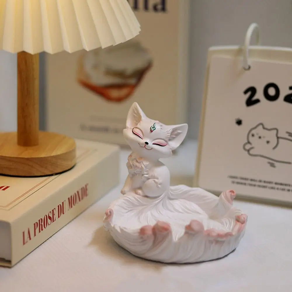 Desktop Ornament Resin Desktop Storage Ornament Modern Decorative Key Tray Cute Jewelry Key Storage Rack Entrance