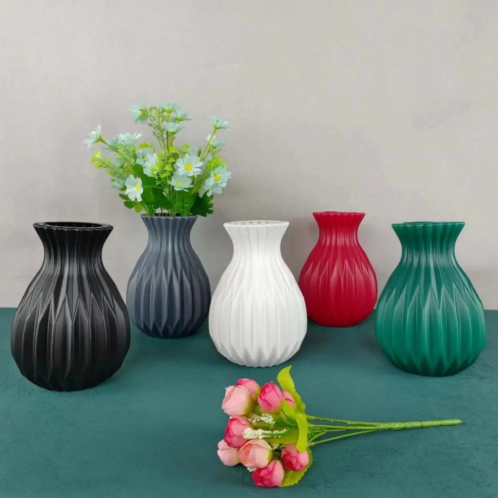 Unique Design Vase Elegant Flower Vase for Home Decoration Wedding Arrangements Fine Workmanship Pot for Living Room Ornament