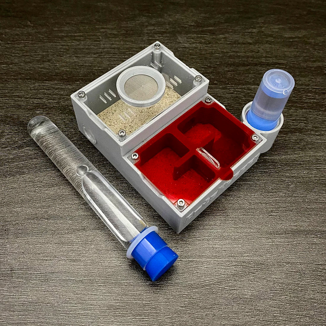 【Four Section】Flat Ant Farm with Indepedent Rooms for Ants keeper , Ant Hill House Nest for Small and Middle Ants Colony