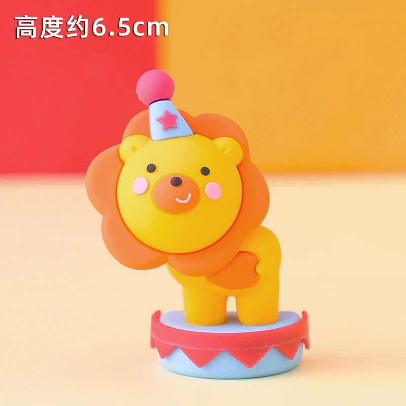 Home Decorative Statues Cake Topper Decorated with Cute Forest Animals Dinosaurs Bears Rabbit Circus Clowns Statues Mini Version