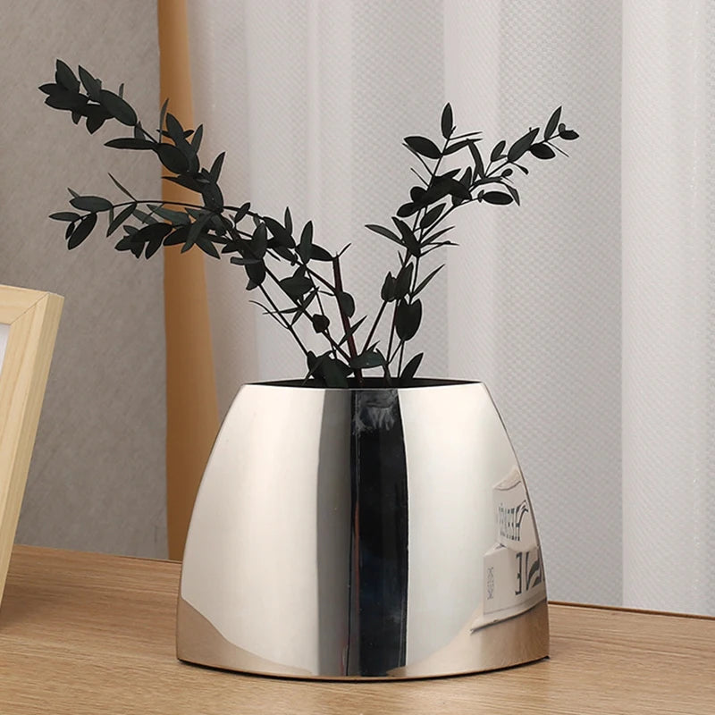 Modern Vase Elegant Unusual Shape Flower Vases Aesthetic Decoration Flower Bottle Living Room Flowerpots Bedroom Desk Decorating