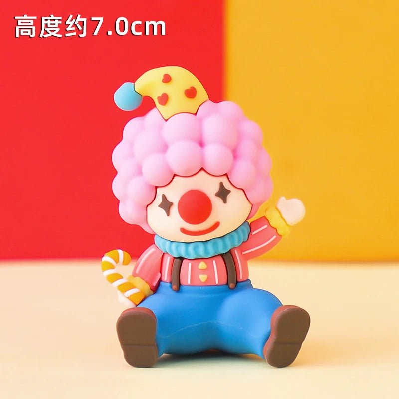 Home Decorative Statues Cake Topper Decorated with Cute Forest Animals Dinosaurs Bears Rabbit Circus Clowns Statues Mini Version