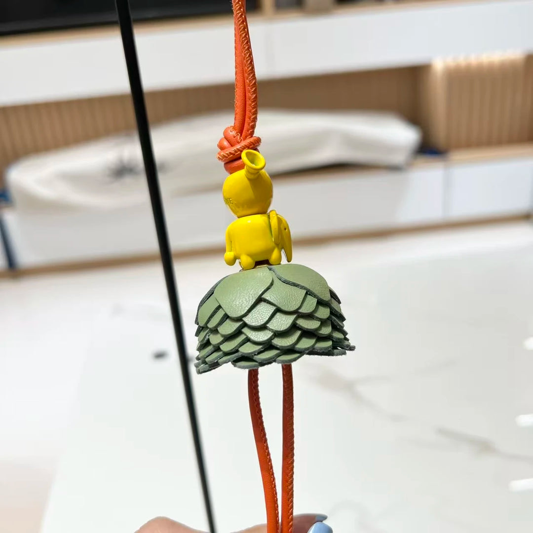 Fashionable and Creative DIY Hanging Decor Set Handcrafted for Suitcase and Car Decorations